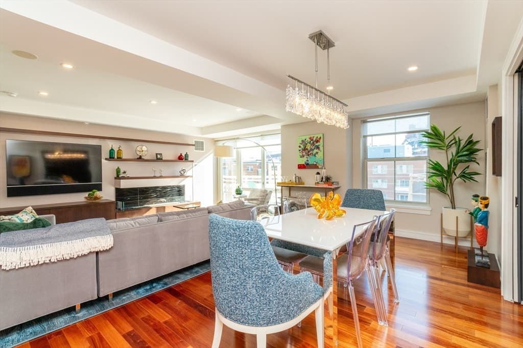 Condominium at 2 Battery Wharf # 2508, Boston MA 02109, photo 11 of 24