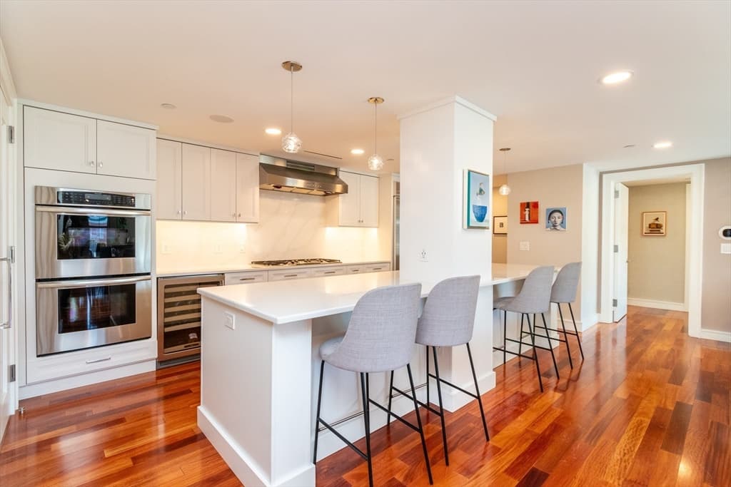 Condominium at 2 Battery Wharf # 2508, Boston MA 02109, photo 8 of 24