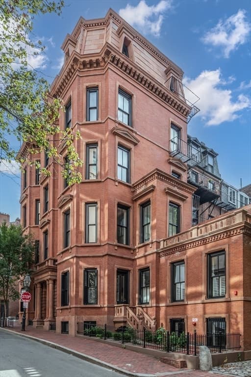 Single Family Residence at 55-57 Hancock St, Boston MA 02114, photo 2 of 42