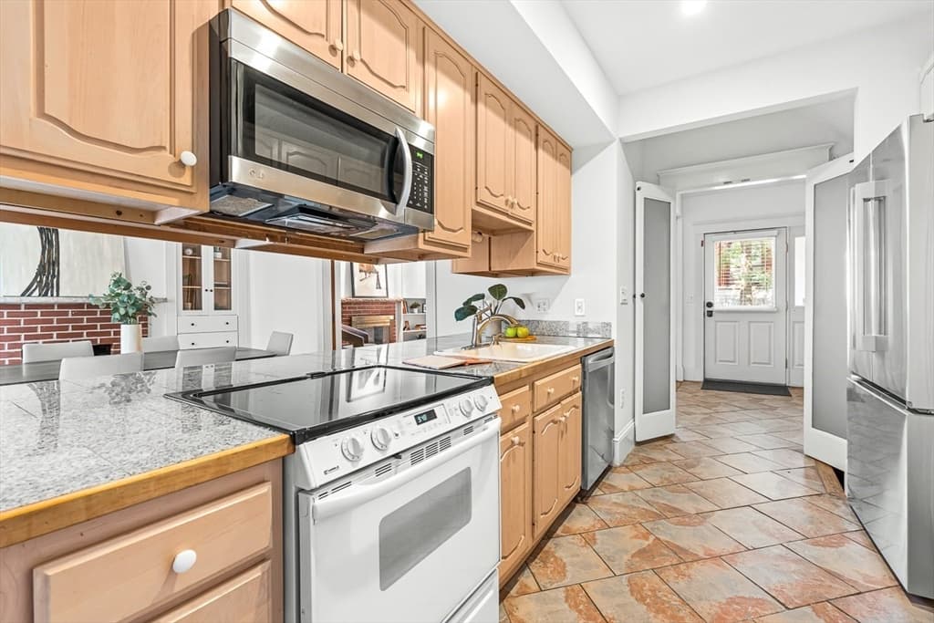Multi Family at 30 2nd Street, Cambridge MA 02141, Cambridge, photo 12 of 42