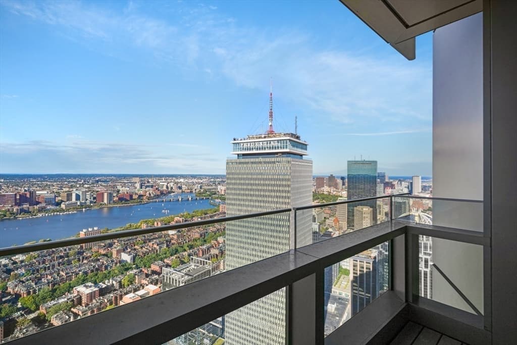 1 Dalton St # 5801, Boston MA 02199 photo 13