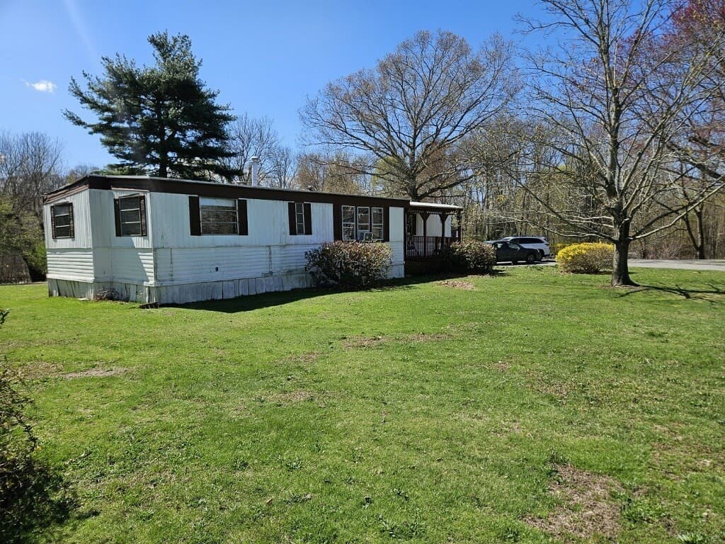 Mobile Home at 399 Danforth St, Taunton MA 02780, photo 2 of 24