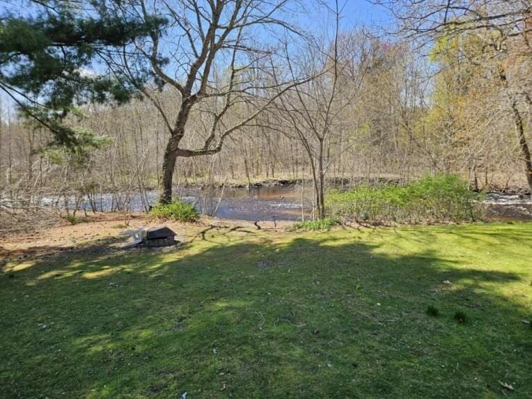 Mobile Home at 399 Danforth St, Taunton MA 02780, photo 5 of 24