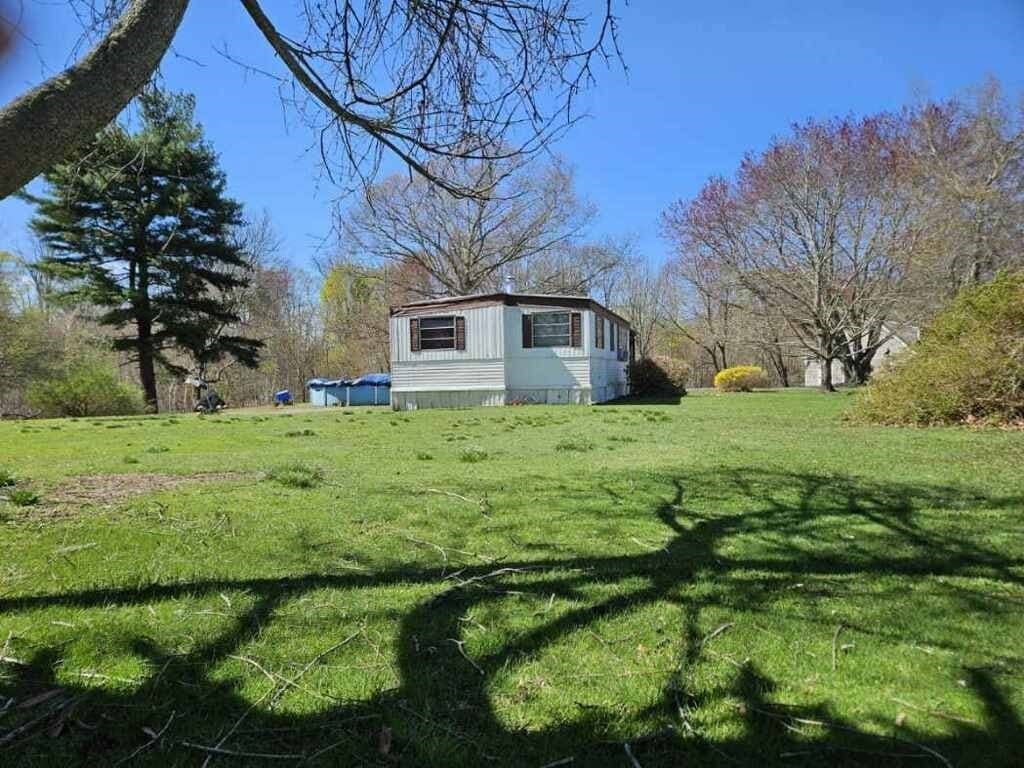 Mobile Home at 399 Danforth St, Taunton MA 02780, photo 4 of 24