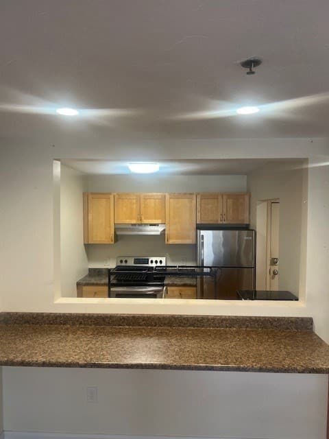 17 Federal # 210, Worcester MA 01608 photo 3