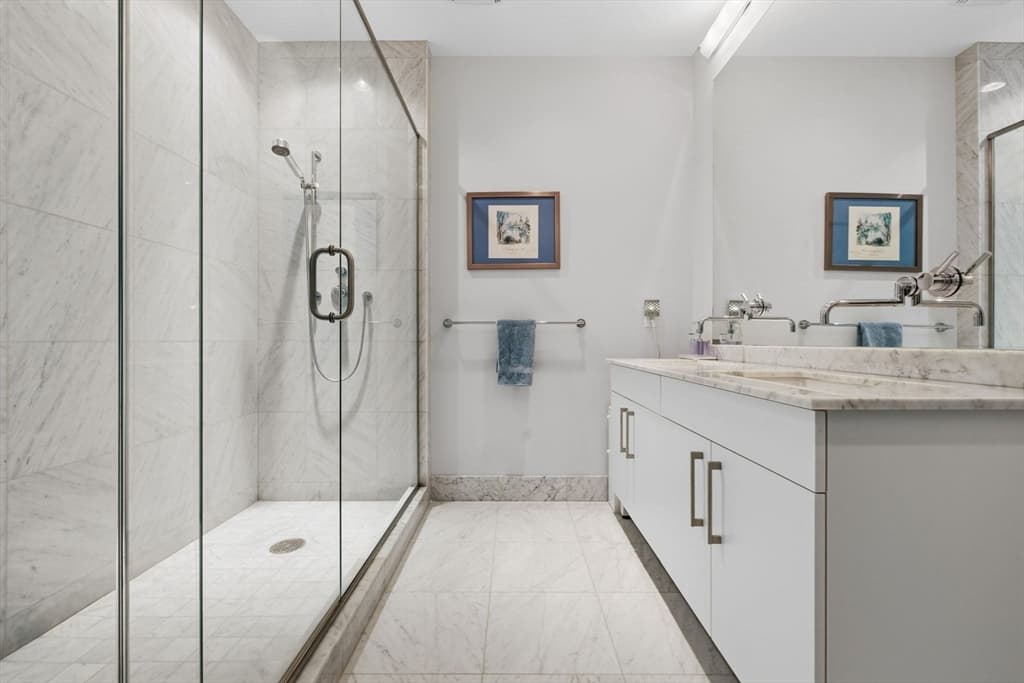 Condominium at 360 Newbury, Boston MA 02115, photo 17 of 18