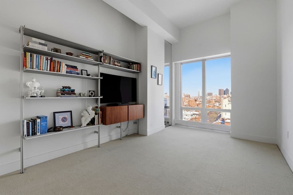 Condominium at 360 Newbury, Boston MA 02115, photo 14 of 18