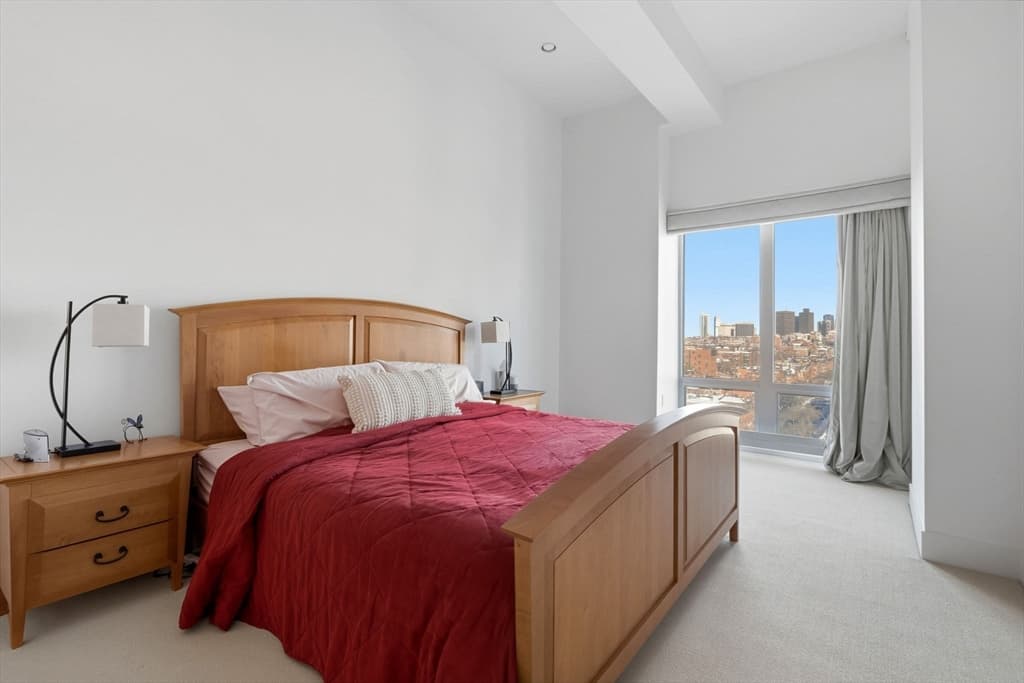 Condominium at 360 Newbury, Boston MA 02115, photo 11 of 18