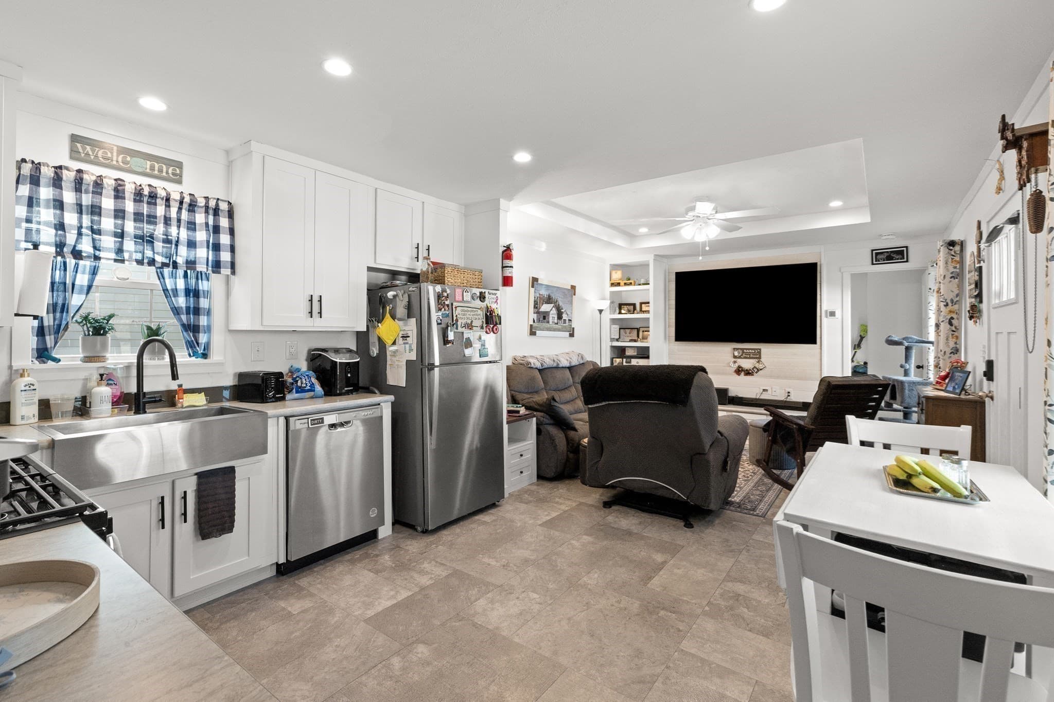Mobile Home at 161 Newbury St # 32, Peabody MA 01960, Peabody, photo 6 of 11