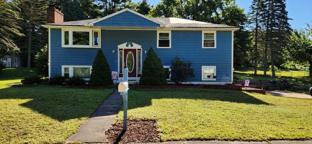 60 Wethersfield Rd, Bellingham MA 02019