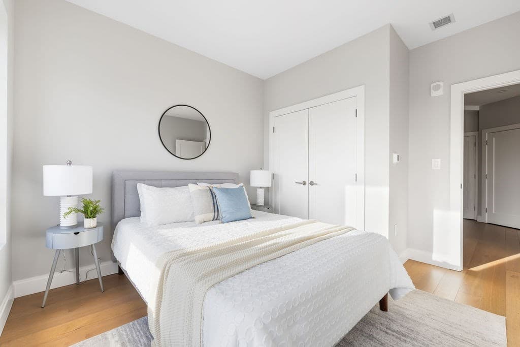 Condominium at 100 Shawmut Ave # 807, Boston MA 02118, photo 13 of 35