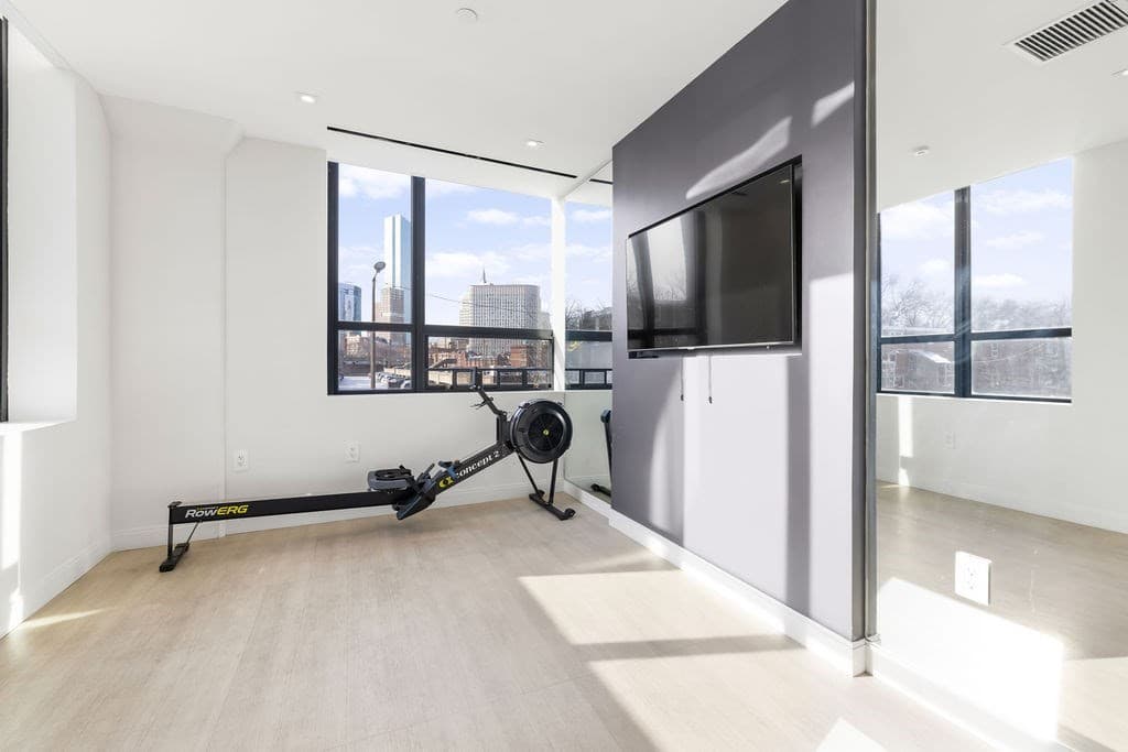 Condominium at 100 Shawmut Ave # 807, Boston MA 02118, photo 34 of 35