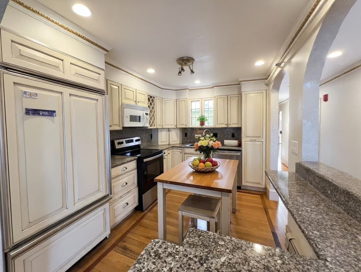 Commercial Sale at 1002 Beacon St, Brookline MA 02446, photo 9 of 18