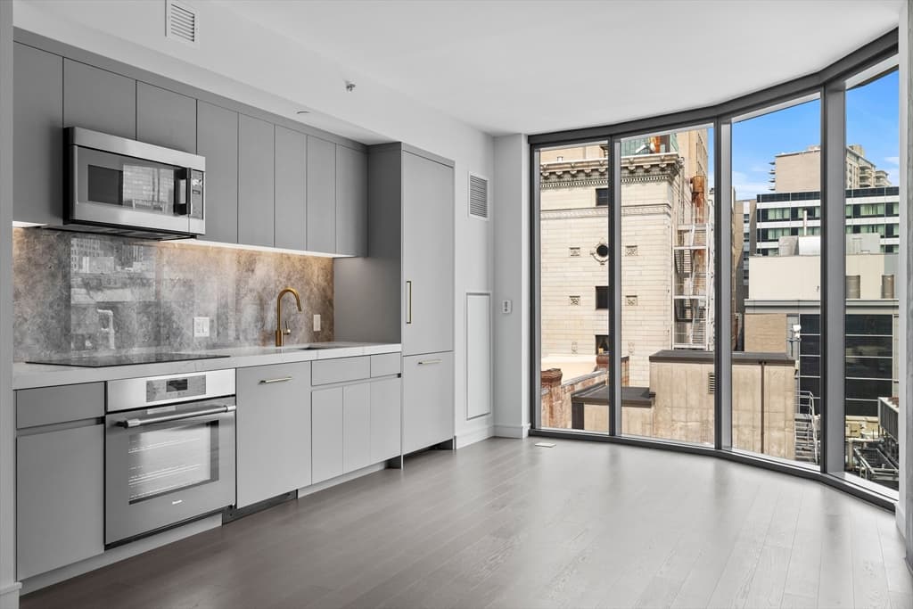 Condominium at 55 Lagrange St # 1010, Boston MA 02116, photo 2 of 11