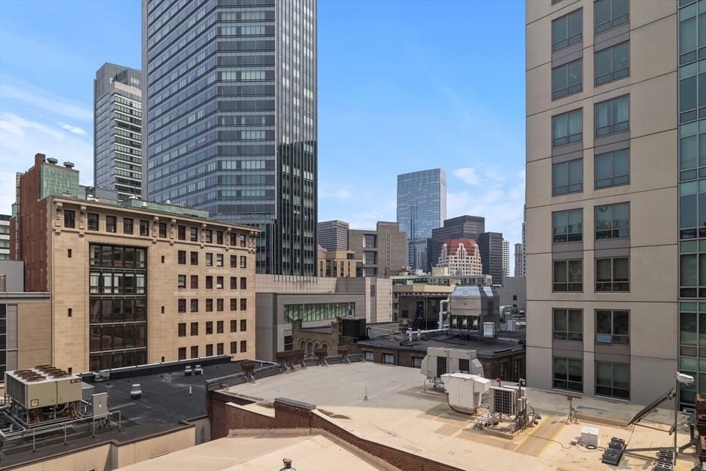 Condominium at 55 Lagrange St # 1010, Boston MA 02116, photo 10 of 11