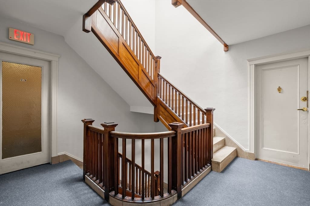 56-58 Selkirk Road, Boston MA 02135 photo 12