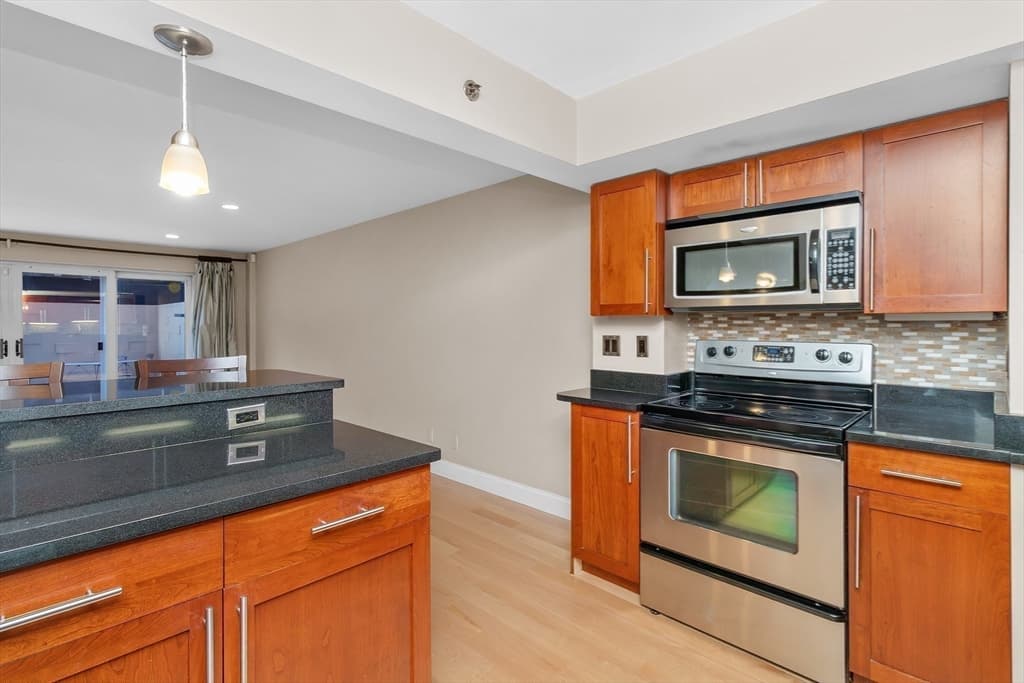 Condominium at 1600 Beacon St # 207, Brookline MA 02446, photo 9 of 24