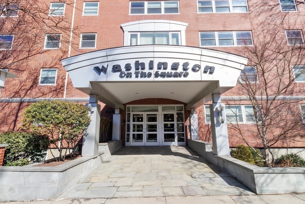 Condominium at 1600 Beacon St # 207, Brookline MA 02446, photo 18 of 24