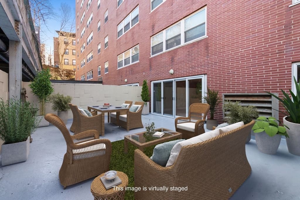 Condominium at 1600 Beacon St # 207, Brookline MA 02446, photo 4 of 24