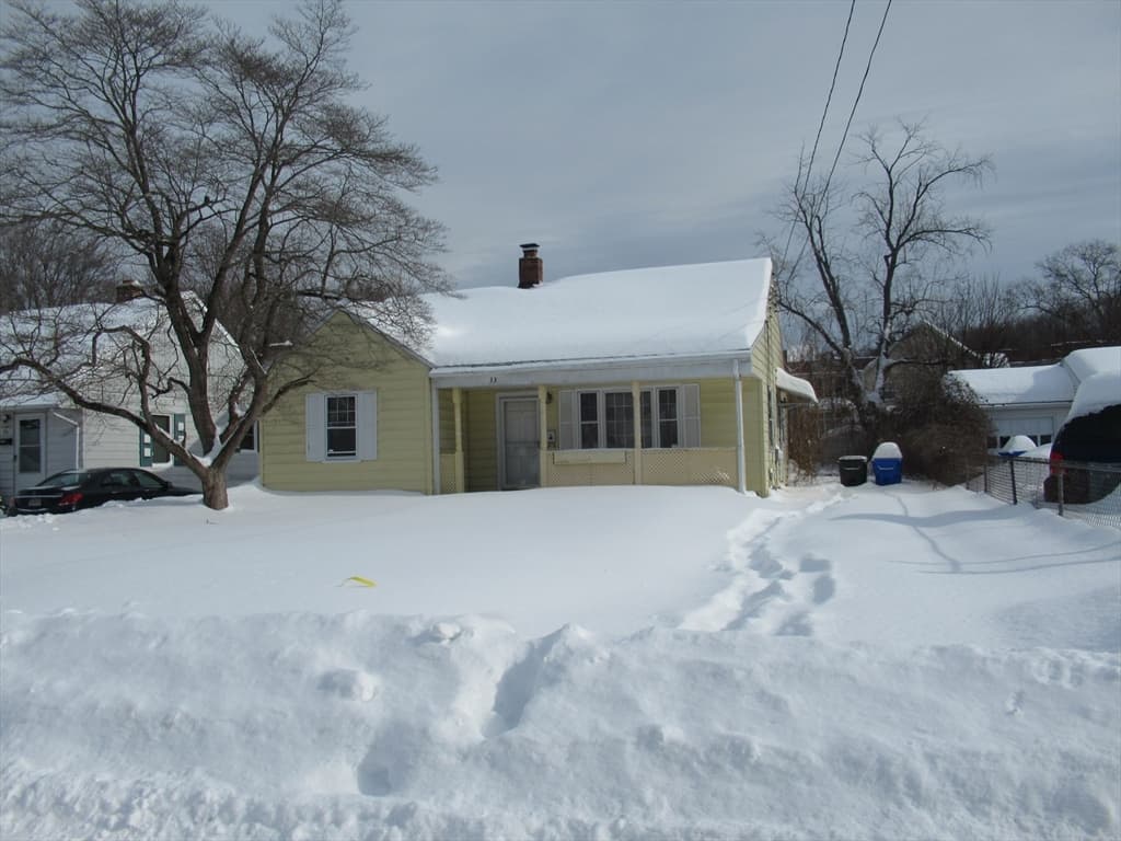 Single Family Residence at 33 Connolly St, Springfield MA 01151, Springfield, photo 7 of 15