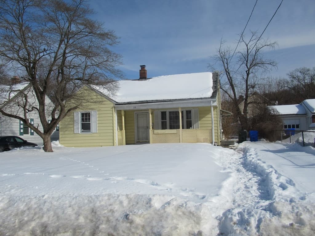 Single Family Residence at 33 Connolly St, Springfield MA 01151, Springfield, photo 14 of 15