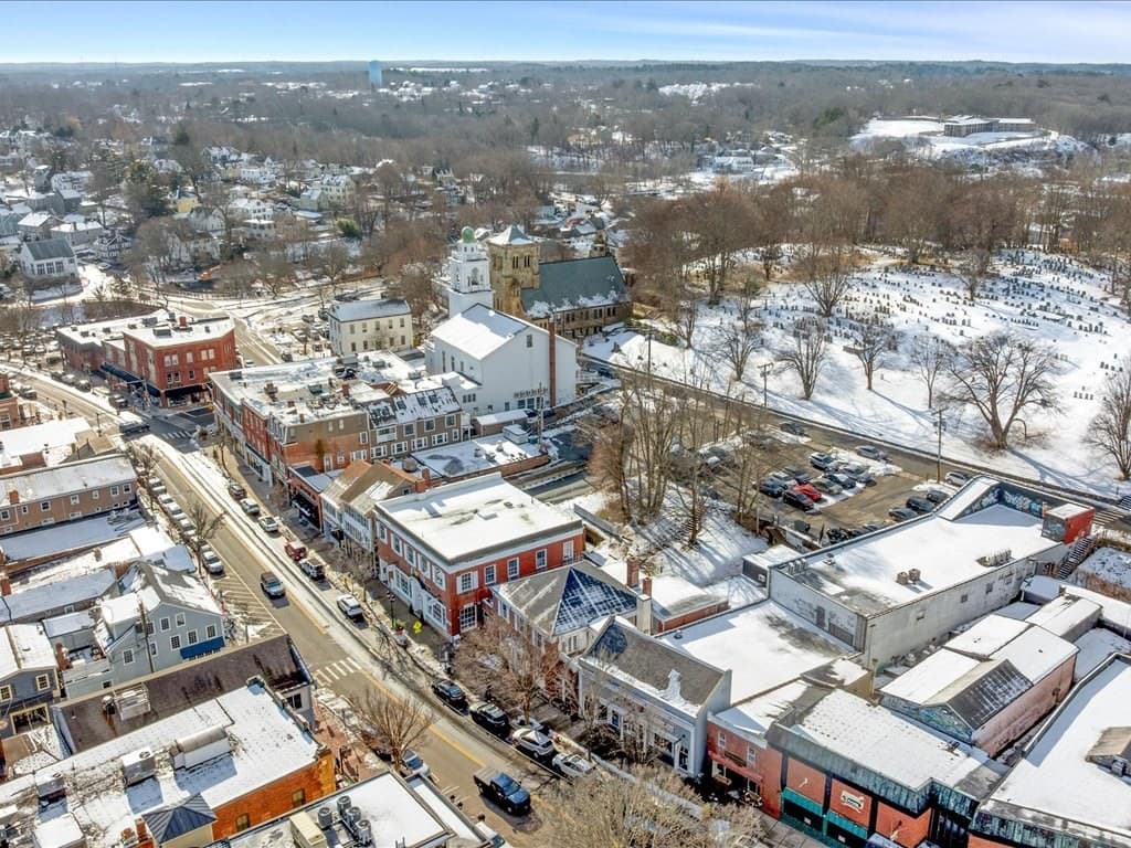 Commercial Sale at 46 Main Street, Plymouth MA 02360, photo 23 of 29