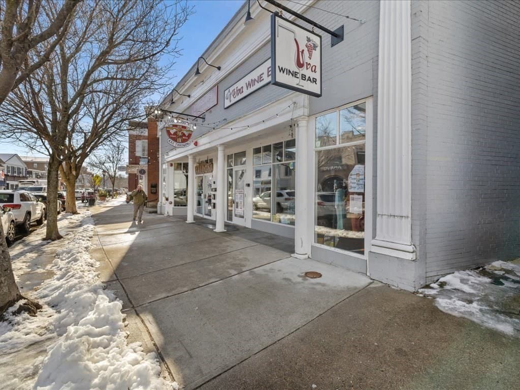 46 Main Street, Plymouth MA 02360