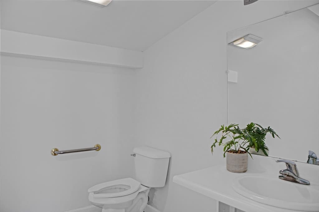 Commercial Sale at 165 Massachusetts Ave, Lunenburg MA 01462, photo 7 of 16