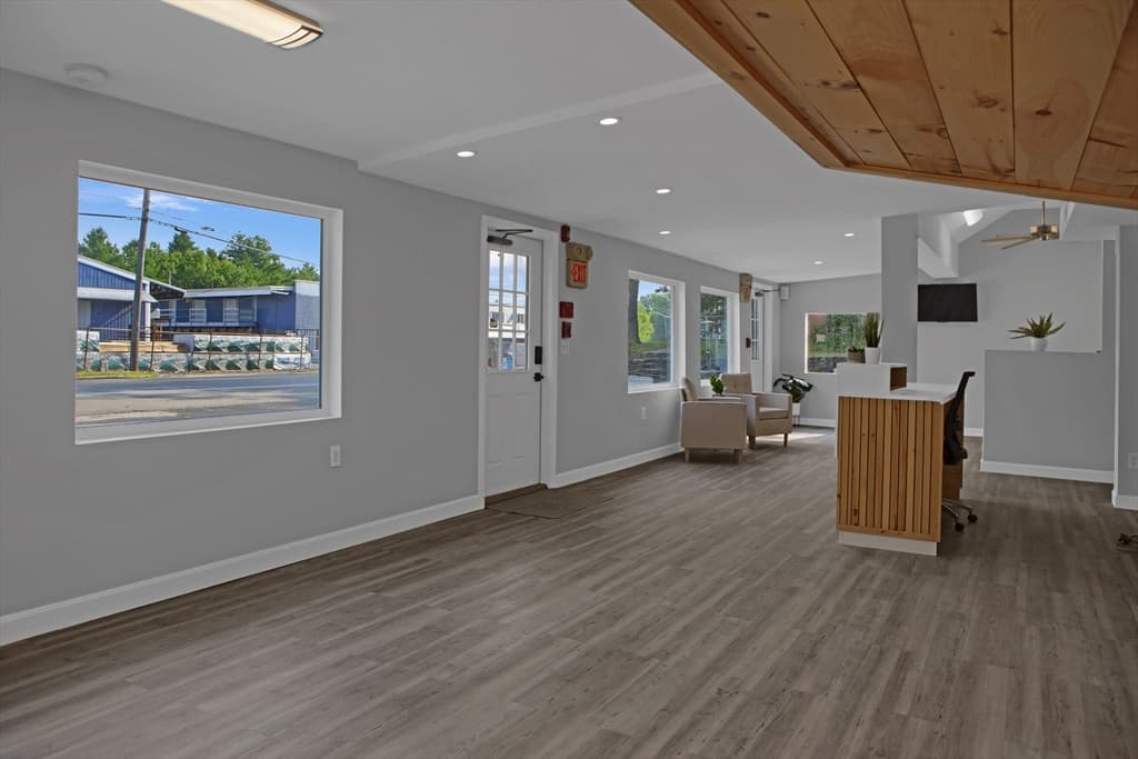 Commercial Sale at 165 Massachusetts Ave, Lunenburg MA 01462, photo 8 of 16