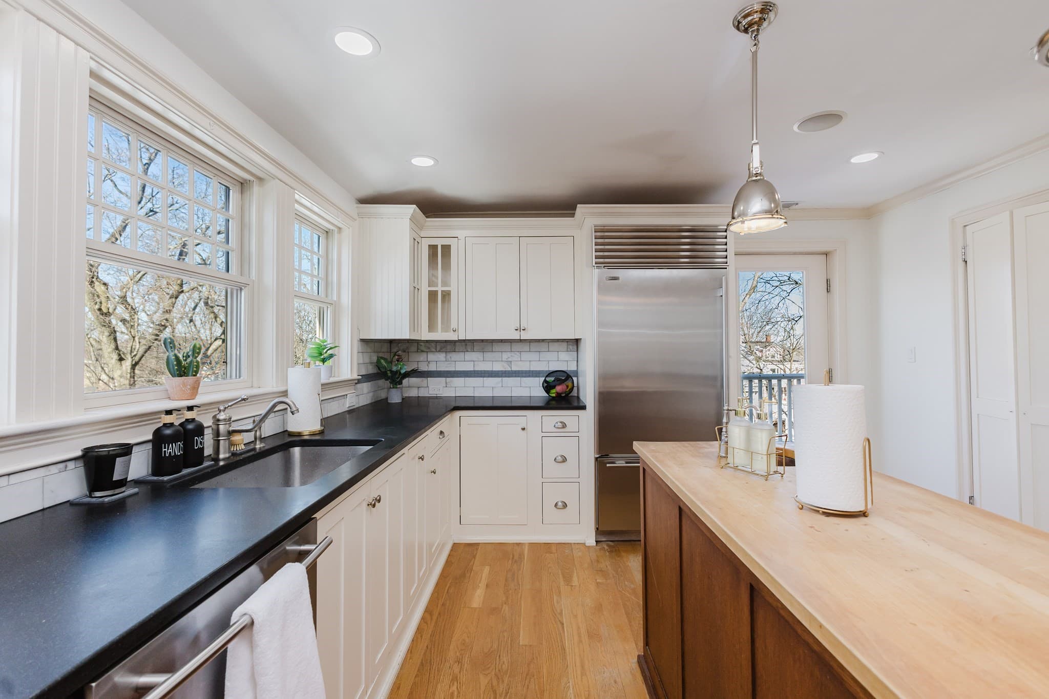 Condominium at 159 Washington St # 4, Newton MA 02458, photo 5 of 42