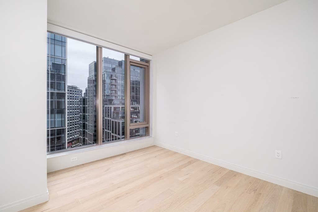 Condominium at 133 Seaport Blvd # 1519, Boston MA 02210, photo 10 of 38