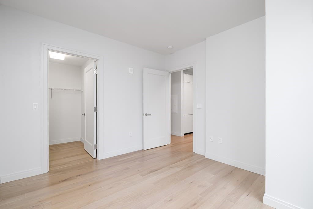 Condominium at 133 Seaport Blvd # 1519, Boston MA 02210, photo 11 of 38