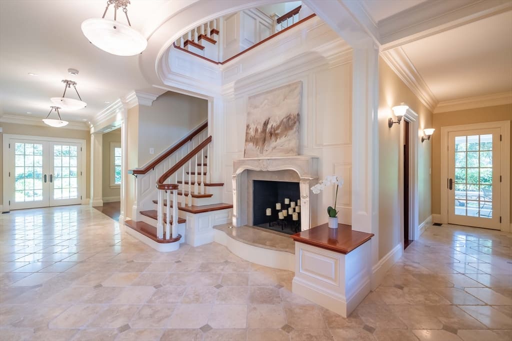 197 Grant St, Lexington MA 02420 photo 3