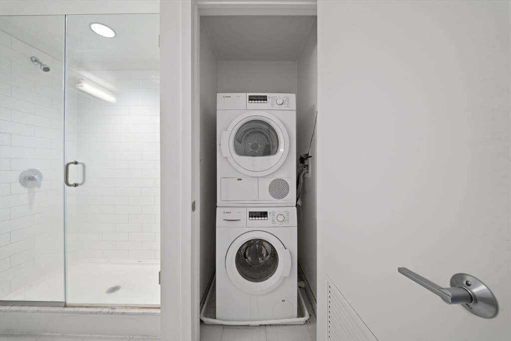 Condominium at 9 Medford # 410, Somerville MA 02143, photo 16 of 28
