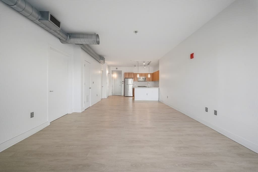 Condominium at 9 Medford # 410, Somerville MA 02143, photo 8 of 28