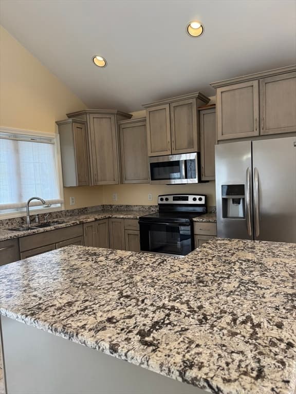 Single Family Residence at 1015 Forbes St, New Bedford MA 02745, photo 10 of 17