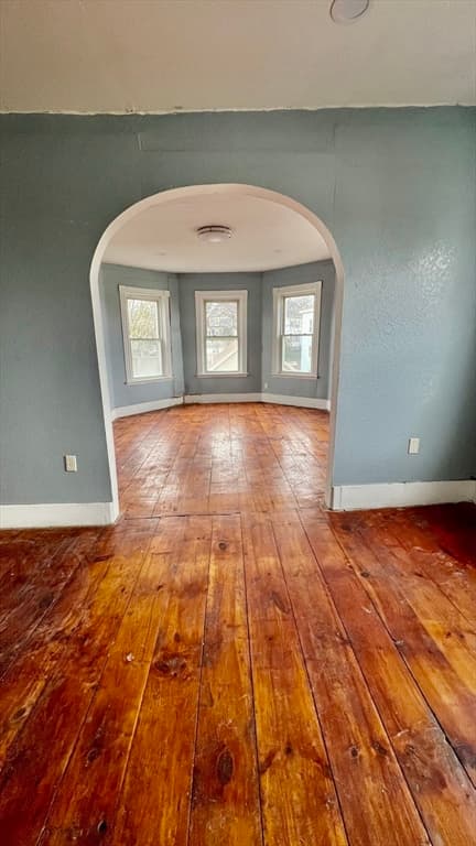 4 Family at 564 Main St., Southbridge MA 01550, Southbridge, photo 2 of 18