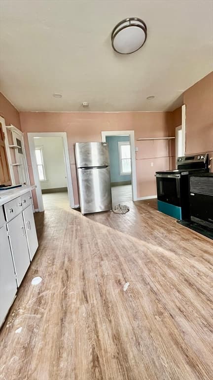 4 Family at 564 Main St., Southbridge MA 01550, Southbridge, photo 7 of 18