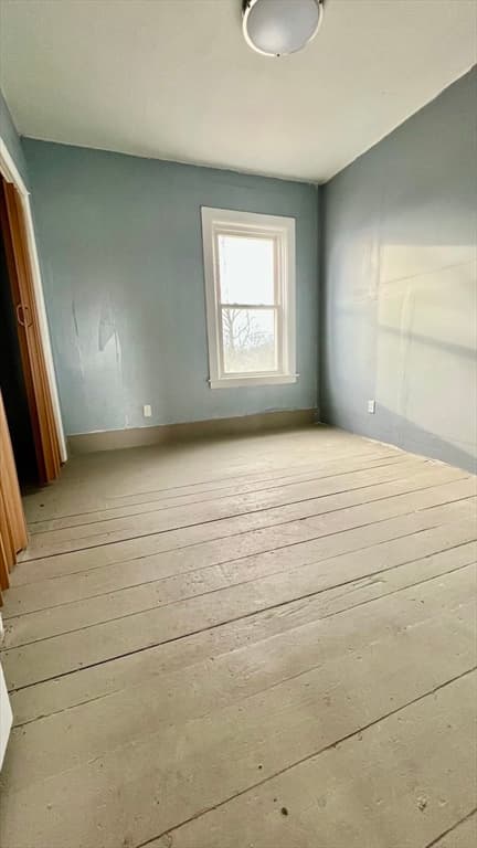 4 Family at 564 Main St., Southbridge MA 01550, Southbridge, photo 9 of 18