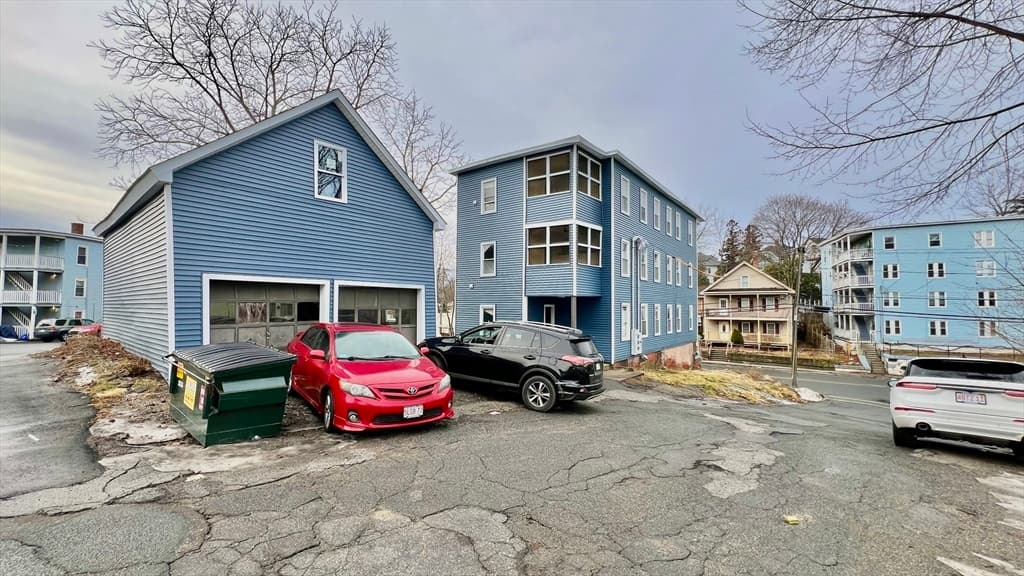 4 Family at 564 Main St., Southbridge MA 01550, Southbridge, photo 15 of 18