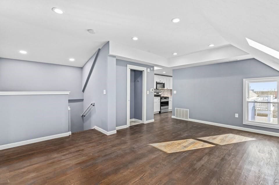 Condominium at 167 Lexington St # 3, Boston MA 02128, Boston, photo 2 of 17