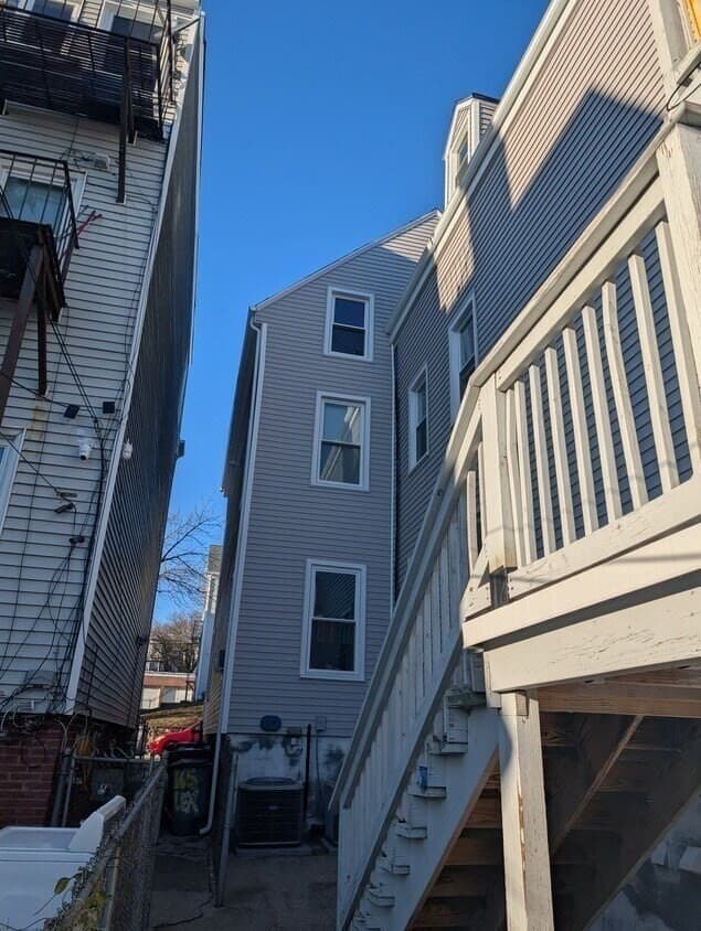Condominium at 167 Lexington St # 3, Boston MA 02128, Boston, photo 15 of 17