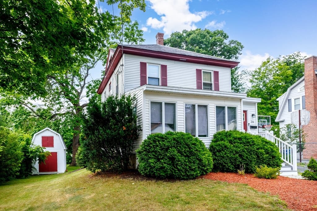 26 Claflin Steet, Leominster MA 01453