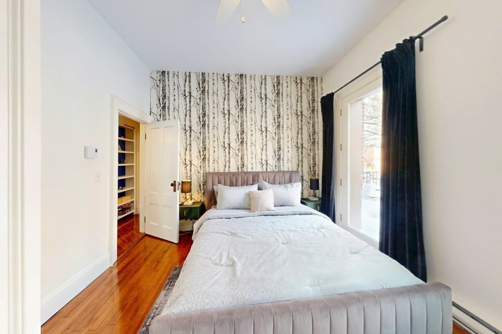 Condominium at 80 East Brookline Street # 2, Boston MA 02118, photo 3 of 18