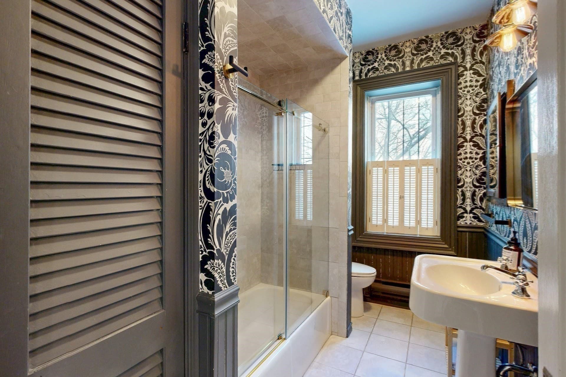 Condominium at 80 East Brookline Street # 2, Boston MA 02118, photo 15 of 18