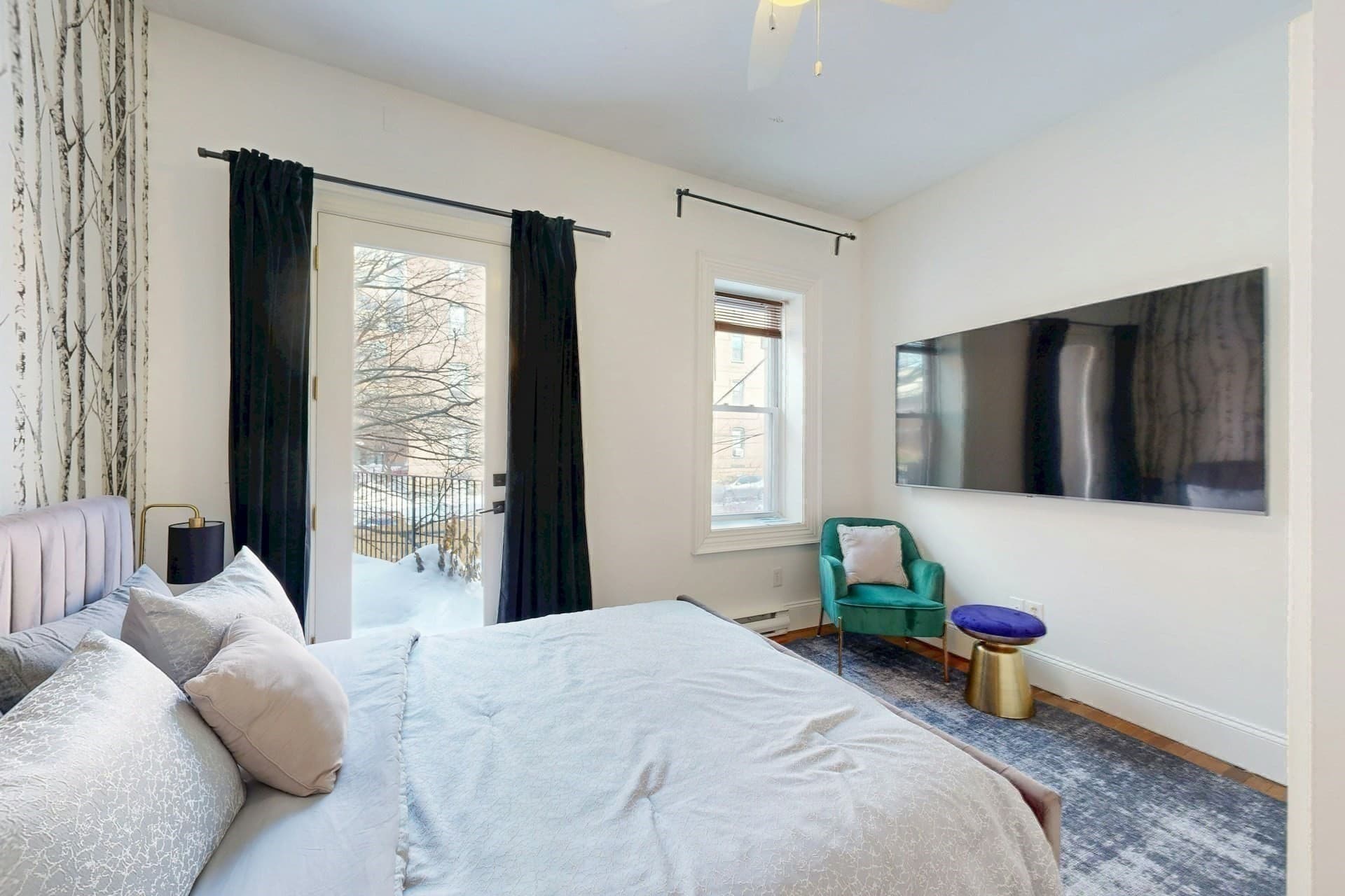Condominium at 80 East Brookline Street # 2, Boston MA 02118, photo 4 of 18