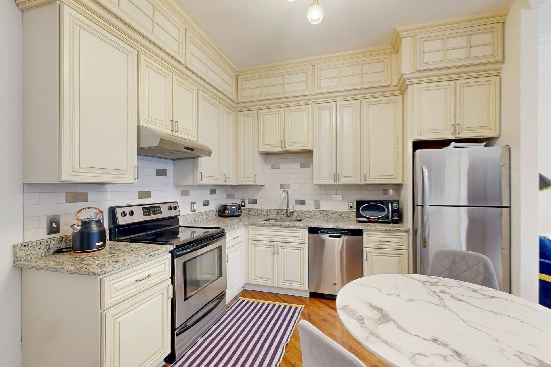 Condominium at 80 East Brookline Street # 2, Boston MA 02118, photo 8 of 18