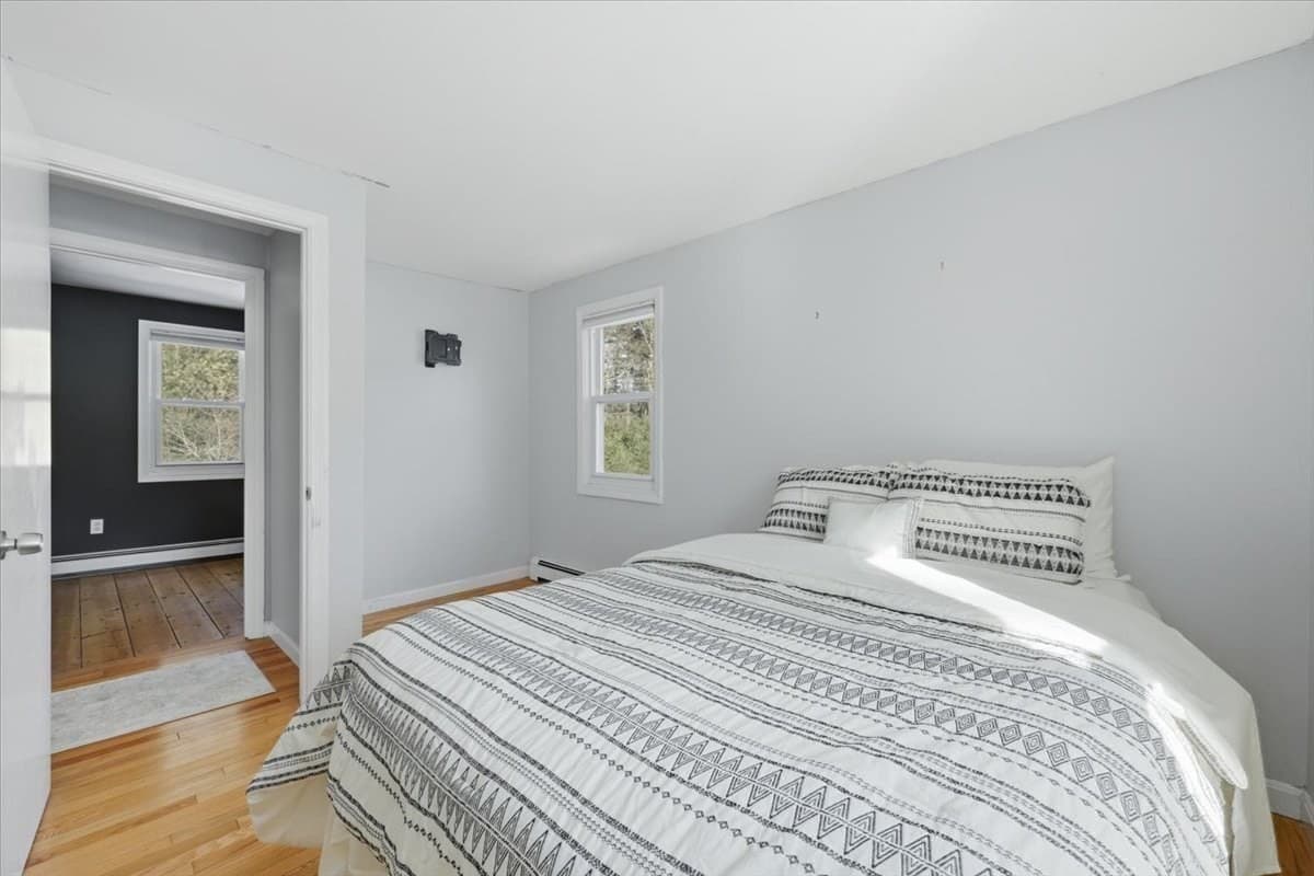 Single Family Residence at 7 Oak St, Marion MA 02738, Marion, photo 24 of 41