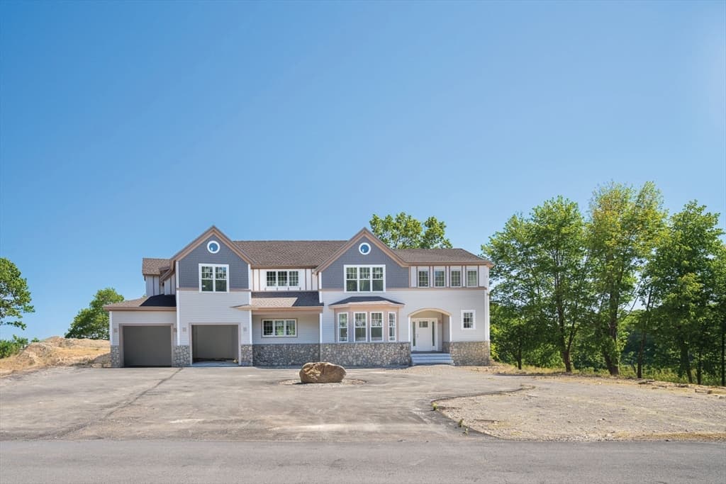 Single Family Residence at 167 Atlantic St, Gloucester MA 01930, Gloucester, photo 3 of 26