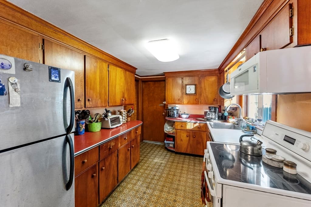 115 Kennedy Rd, Stoughton MA 02072 photo 12